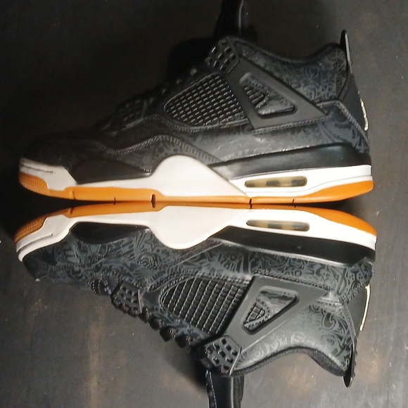 Nike Air Jordan 4 Retro SE "LASER BLK GUM"  Mens Size-11 100% Authentic! - Picture 4 of 12